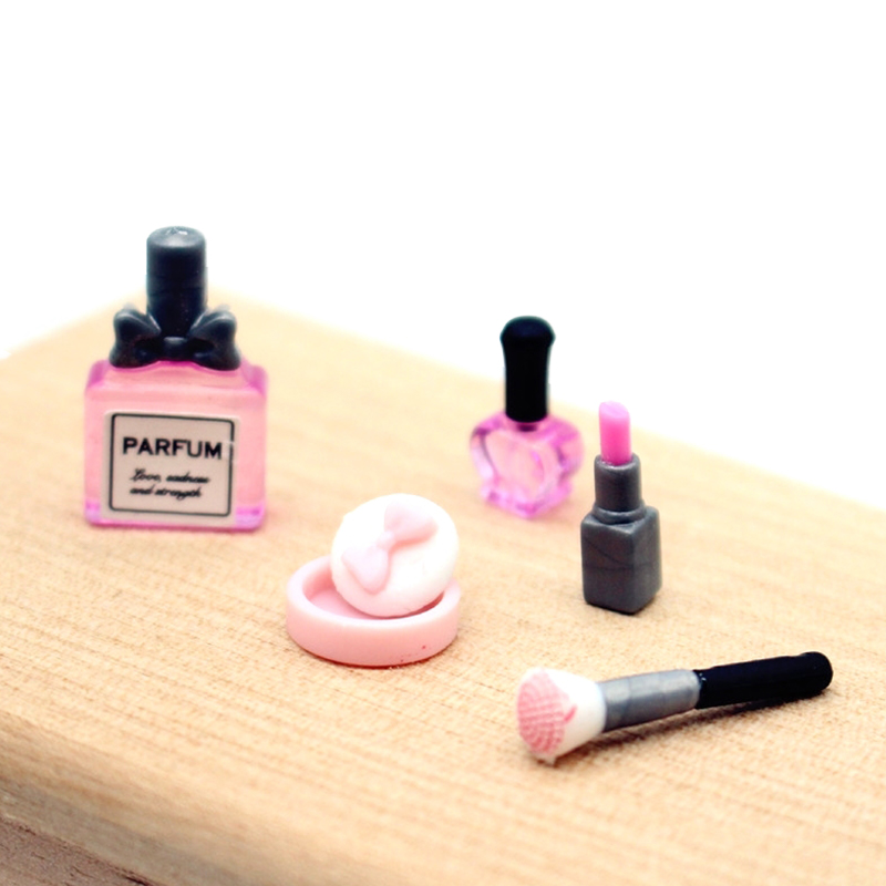 1 ชุด 1:12 โมเดลเครื่องสำอางขน - Beauty Kiss Makeup บทวิจารณ์และราคา