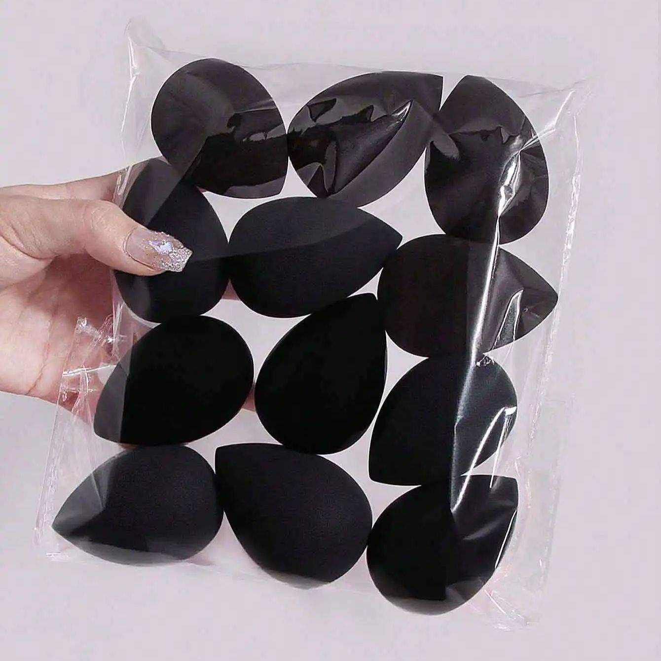 ชุดอุปกรณ์แต่งหน้า 12 ชิ้น ฟอง - Beauty Makeup Blender บทวิจารณ์และราคา